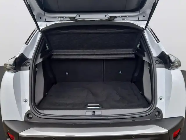 Peugeot 2008 view 9