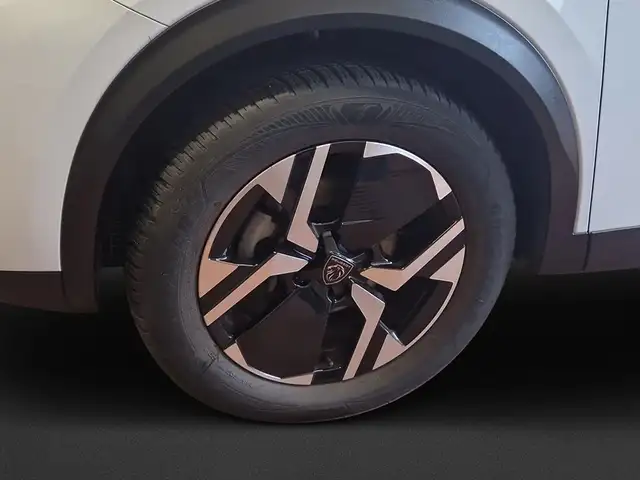 Peugeot 2008 view 10