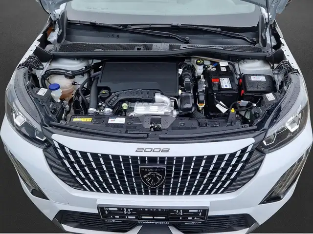 Peugeot 2008 view 8