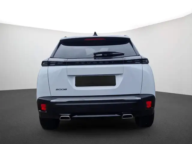 Peugeot 2008 view 4
