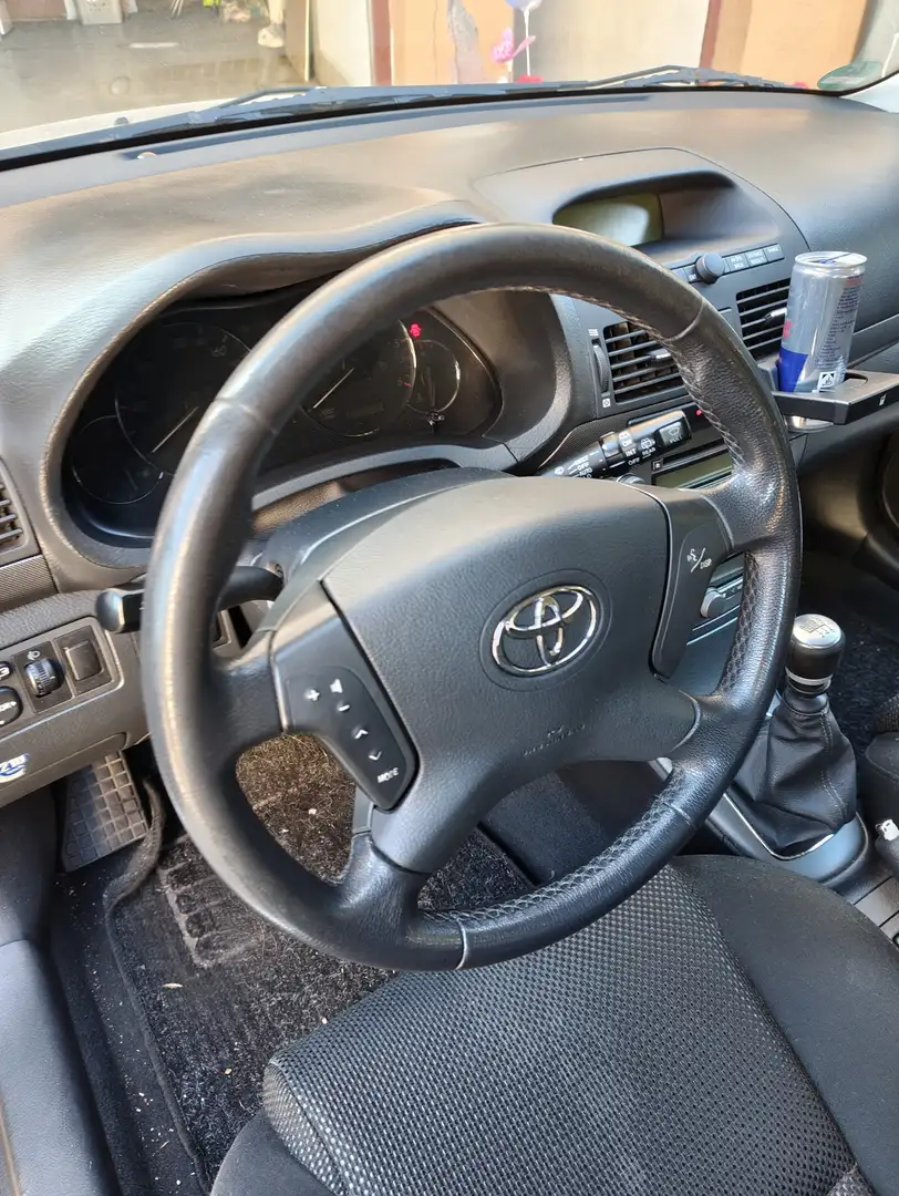 Toyota Avensis 2.2 D-CAT Combi Executive - 2