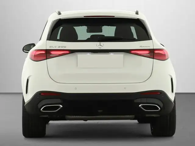 Mercedes-Benz GLC view 12