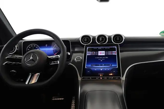 Mercedes-Benz GLC view 10