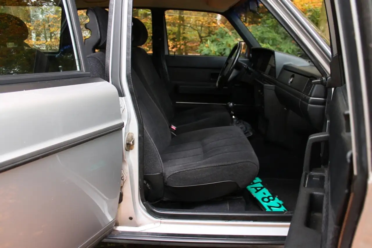 Volvo 240 2.3i GLE PRACHTAUTO, foto 9