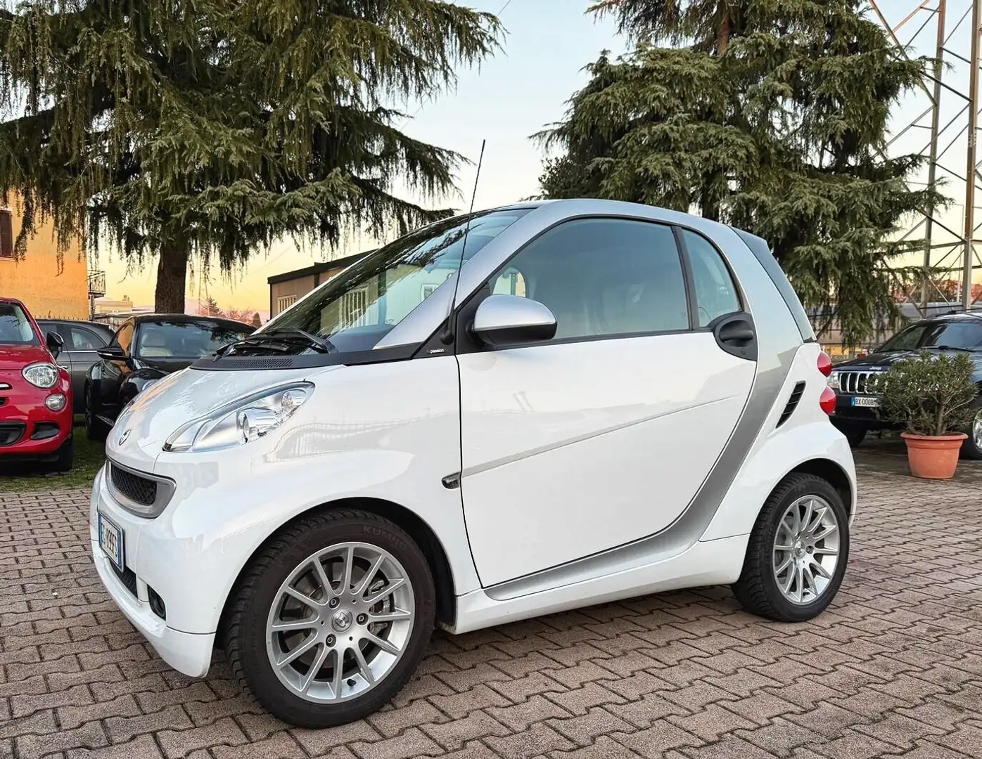 smart forTwo fortwo 800 40 kW coupé pure cdi OK NEOPATENTATI Blanc - 1