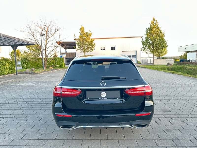 Mercedes-Benz E 400 T-Modell 4M/AMG/Bur/360/SHD/Distr/Nappa... — photo 4