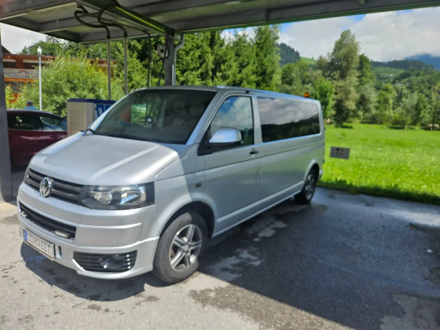 Volkswagen T5 Caravelle Caravelle LR 2,0 BMT TDI 4motion Startline Argintiu - 1