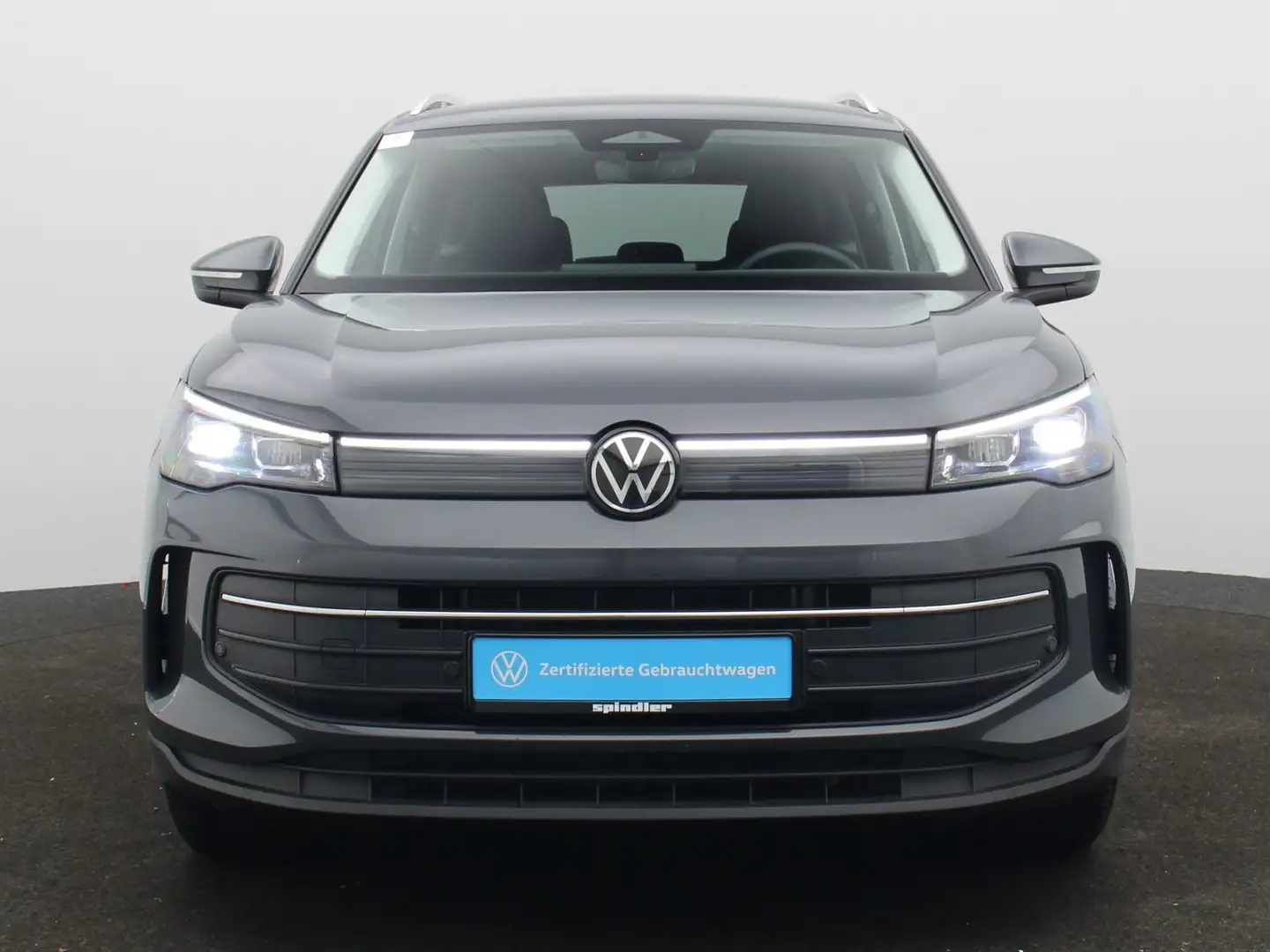 Volkswagen Tiguan Life 2.0 TDI DSG/ AHK, SHZ, LED, RFK, PDC Grijs - 2