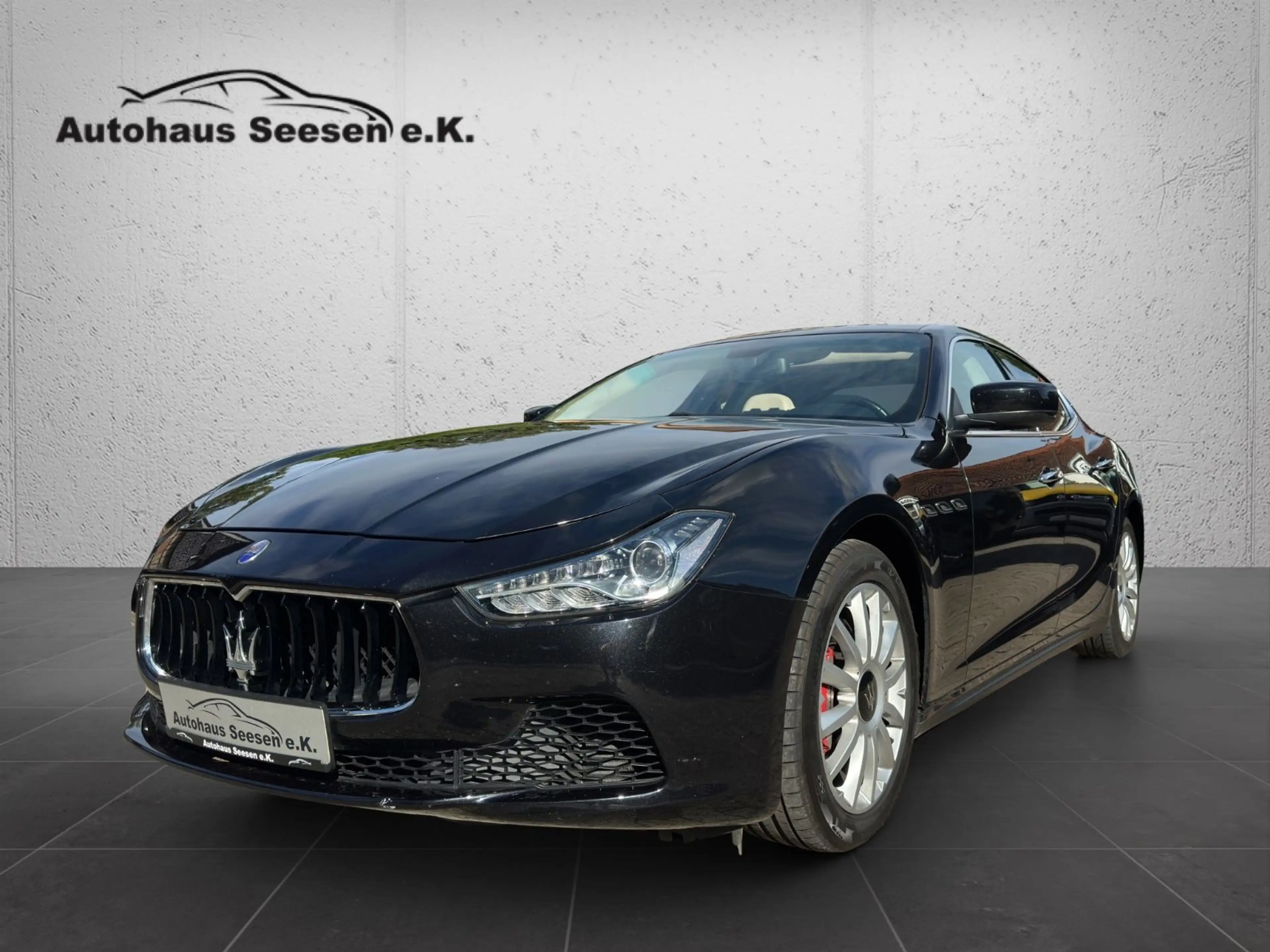 Maserati Ghibli 3.0 V6 Automatik * Navi*Leder* — photo 3