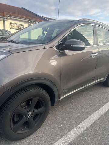 Imagine Kia Sportage 2,0 CRDI AWD Aut. GT Line