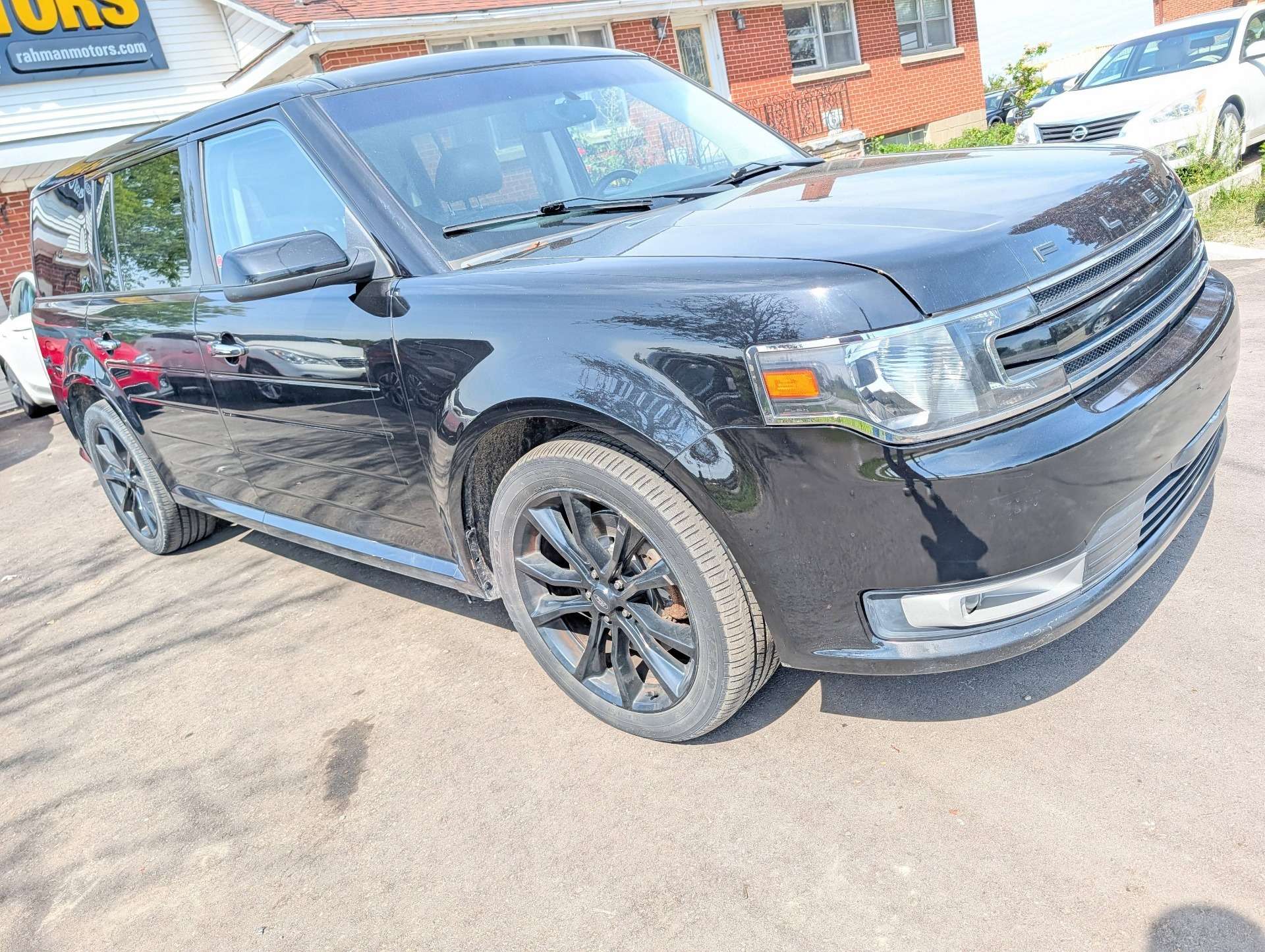 2017 Ford Flex 4dr SEL AWD | Sunroof! | Back-up cam! | 7-seater! — photo 1