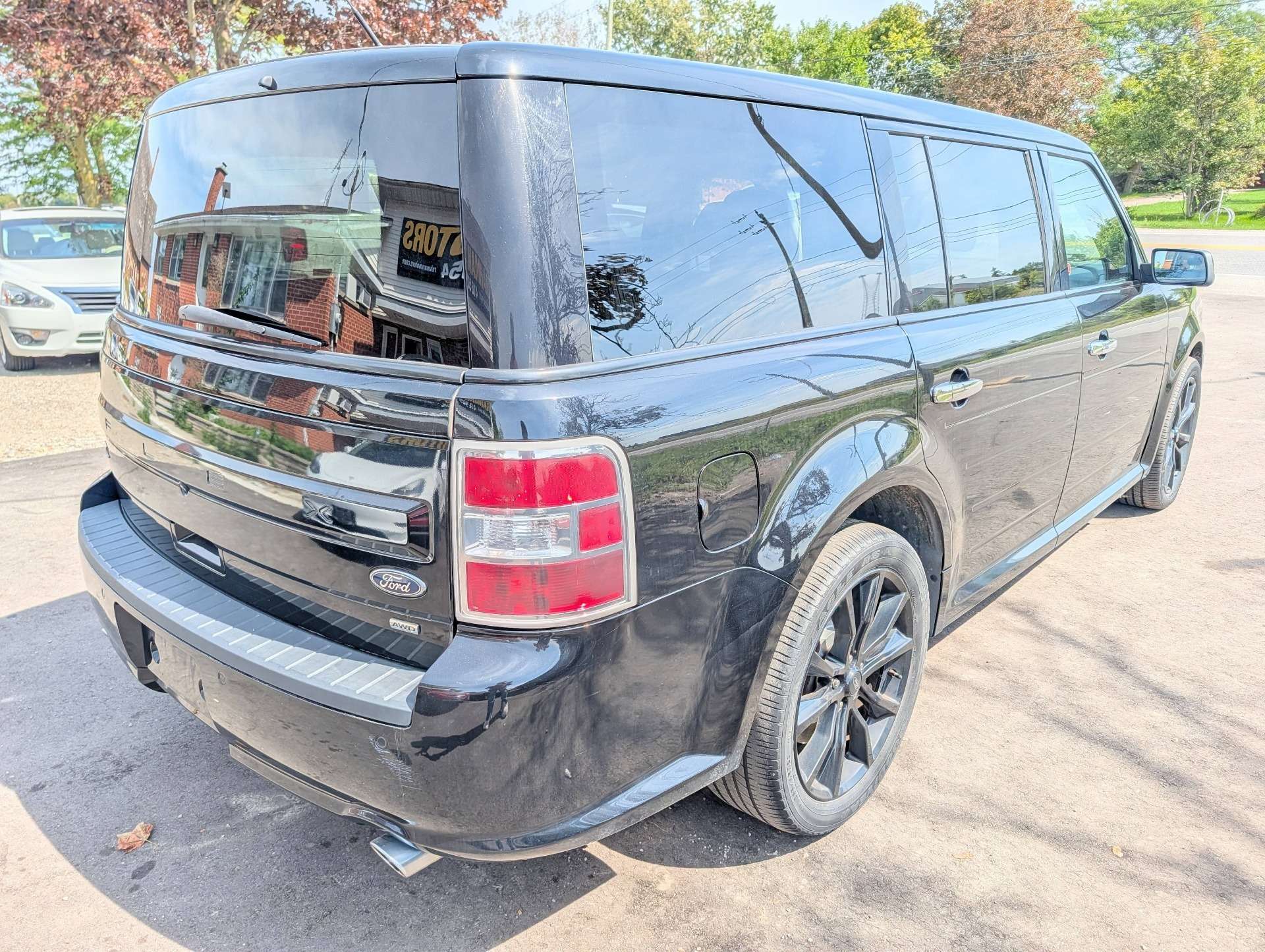 2017 Ford Flex 4dr SEL AWD | Sunroof! | Back-up cam! | 7-seater! — photo 1