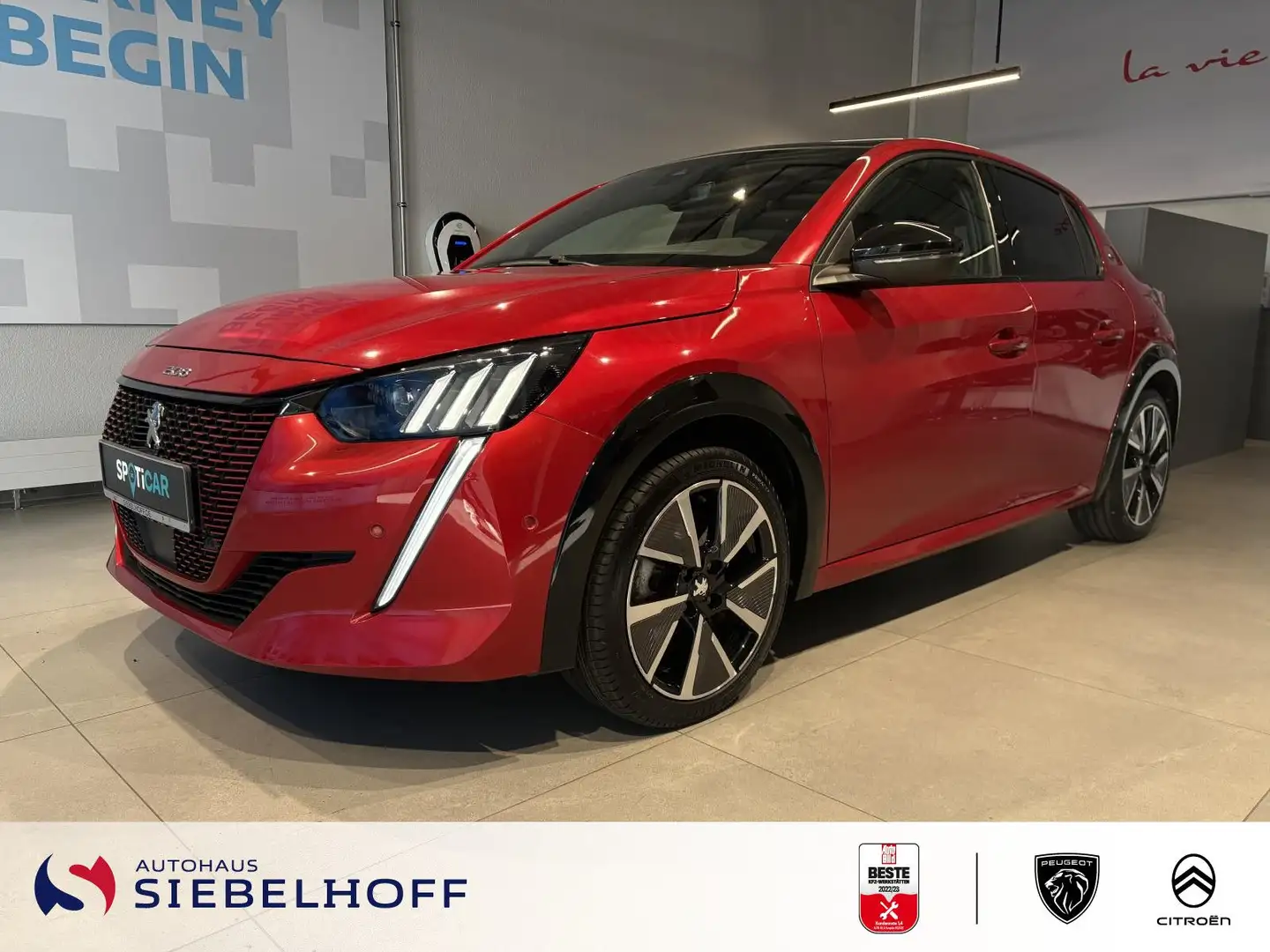 Peugeot e-208 GT Elektromotor 136 *Navi*Keyless*CAM*SHZ* Rot - 2