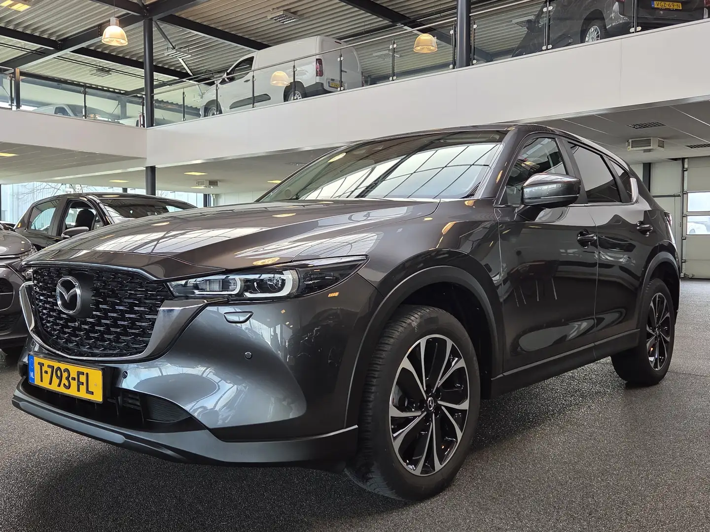 Mazda CX-5 2.0 e-SkyActiv-G M Hybrid 165 Advantage / Trekhaak Grau - 1