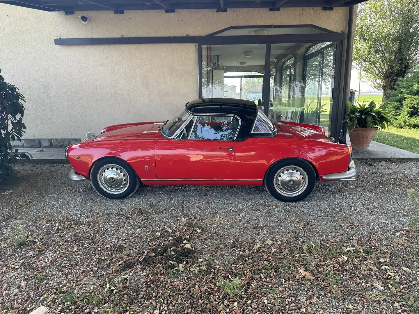 Alfa Romeo Giulietta - 1