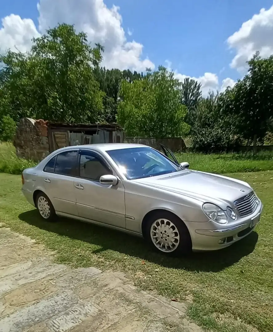 Mercedes-Benz E 200 Kompressor Elegance - 2