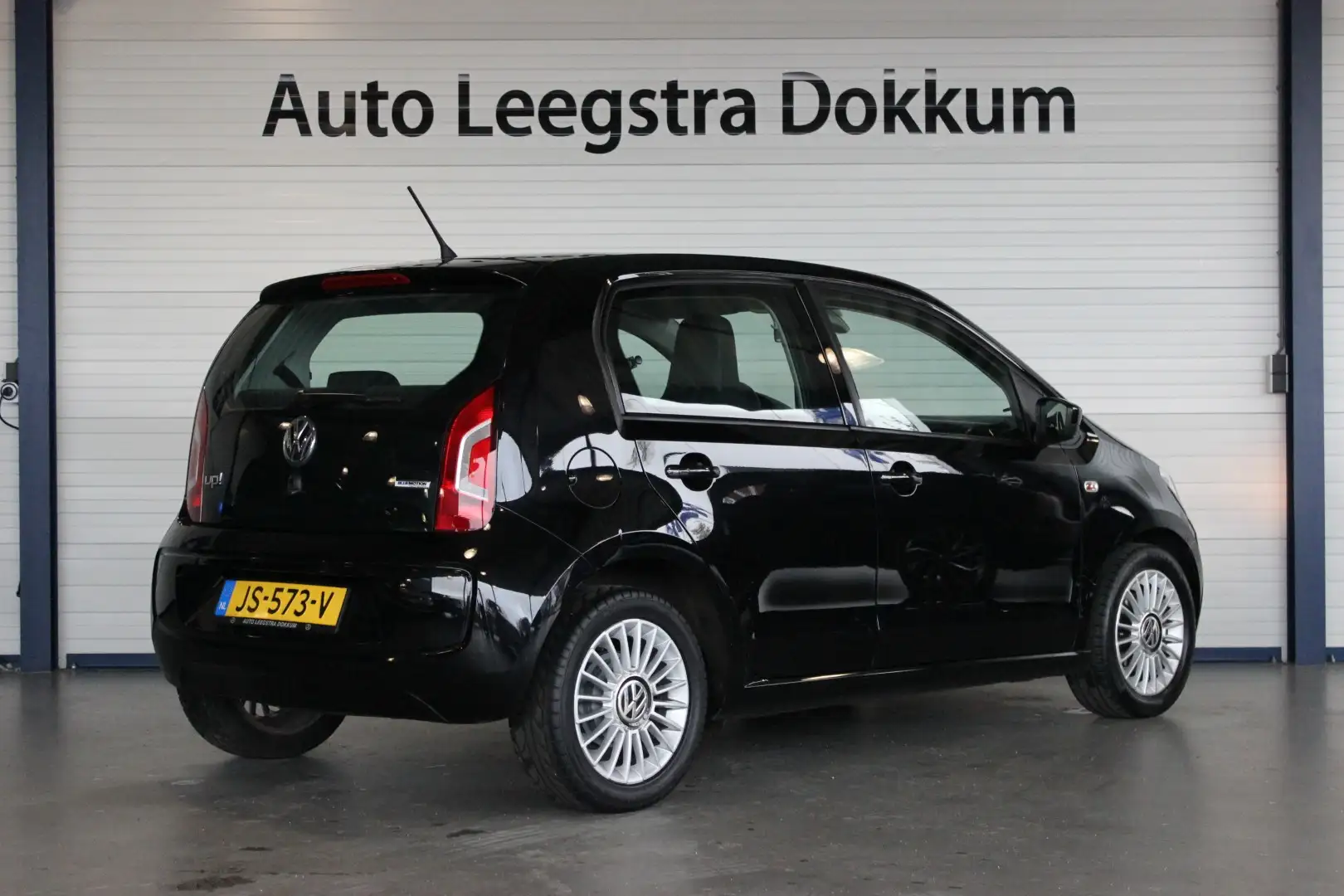 Volkswagen up! 1.0 move up! BlueMotion 1e eigenaar | Navi | Airco Noir - 2