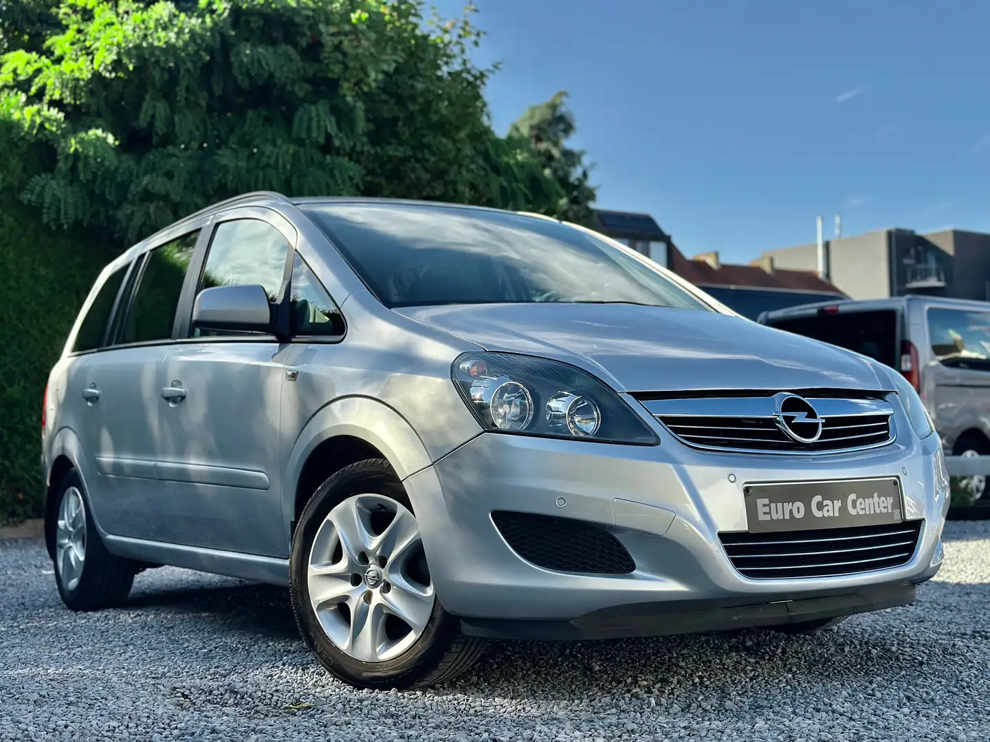 Opel Zafira 1.6i / 7-PLAATS Plateado - 1