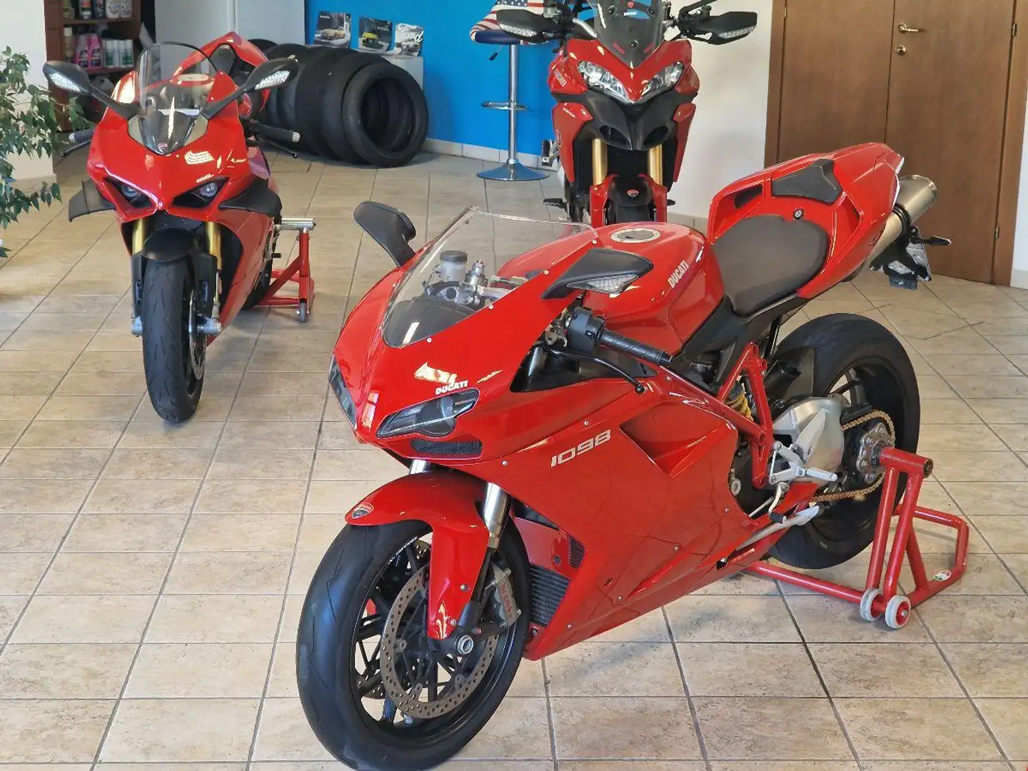 Ducati 1098 (2006 - 09) Rojo - 2