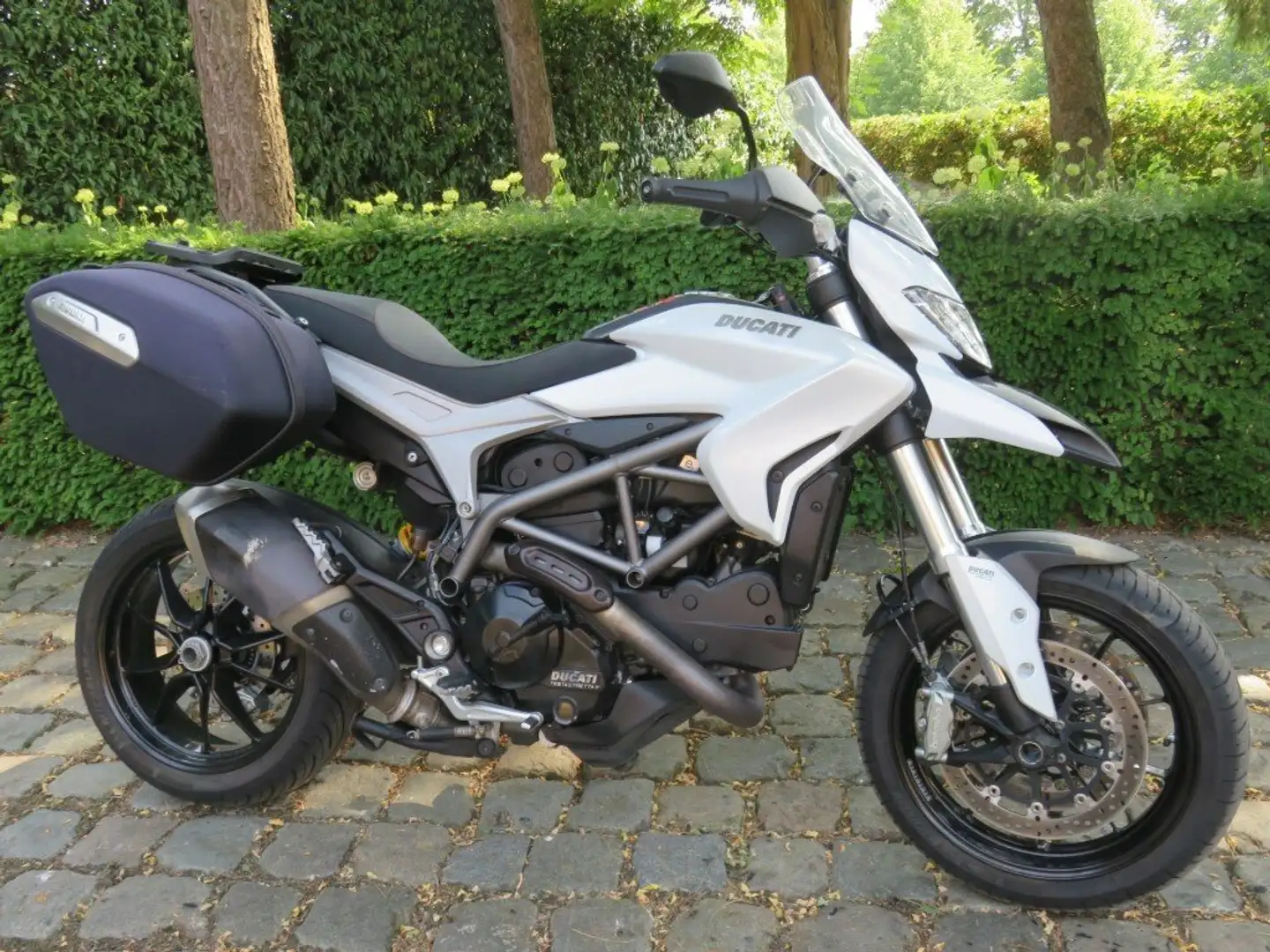 Ducati Hypermotard 821 - 1