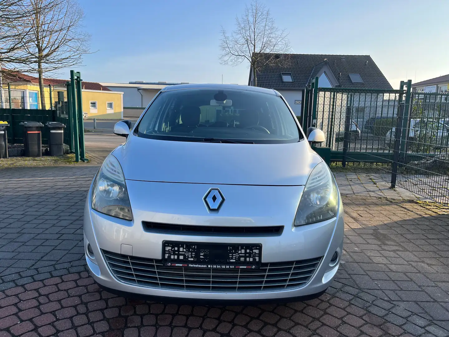 Renault Scenic 1.4 Grand (7-Si,)TEMPOMAT+AHK+PDC+TÜV Grau - 2