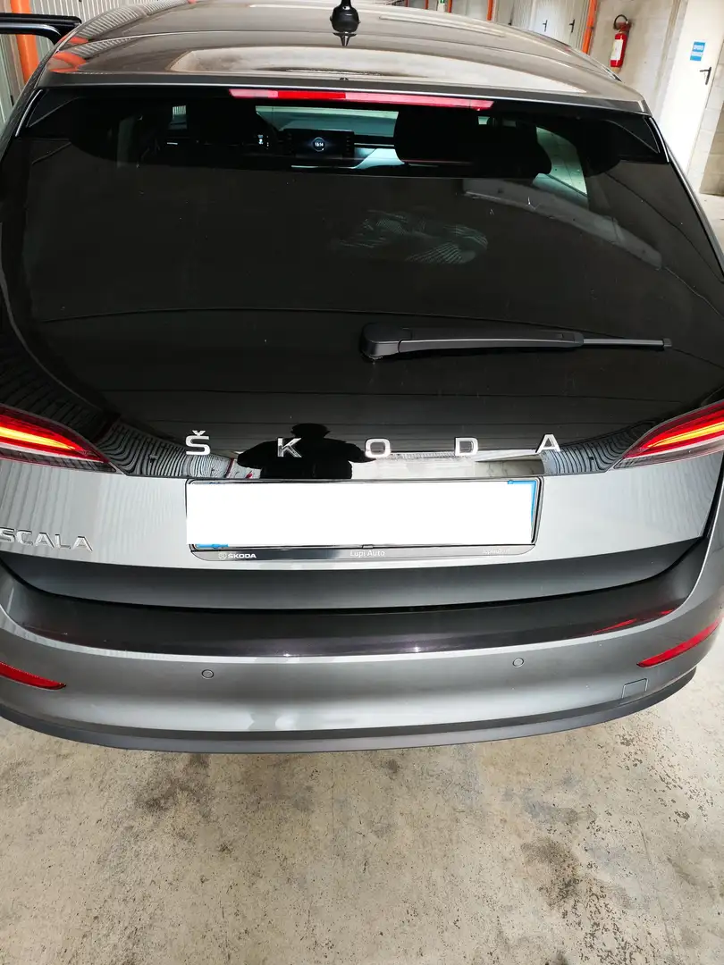 Skoda Scala Scala 2019 1.0 tsi Style 110cv Grigio - 2