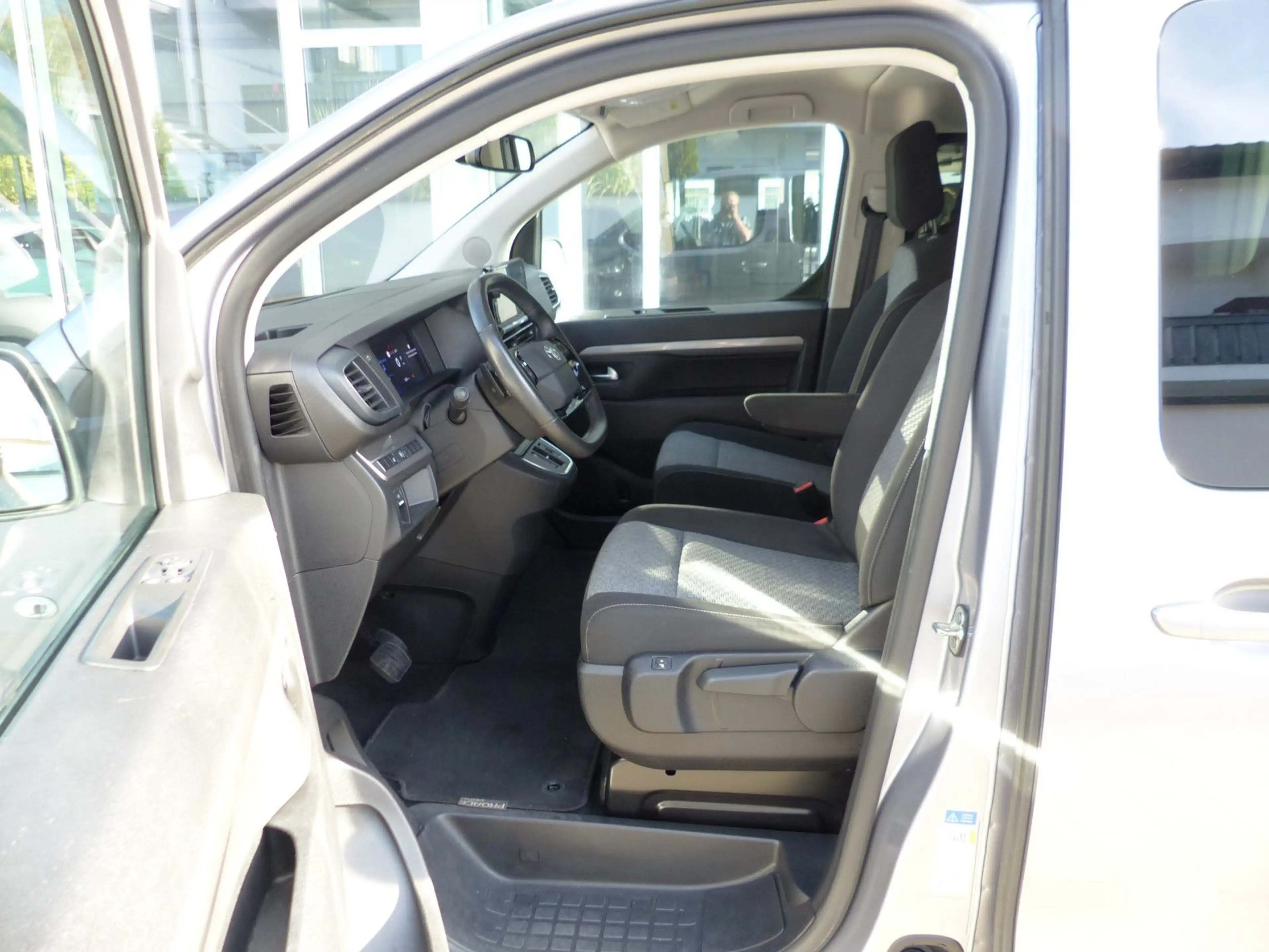 Toyota Proace Verso 2.0D Autom. L2 Navi 8-Si. 2xSchiebe — photo 13