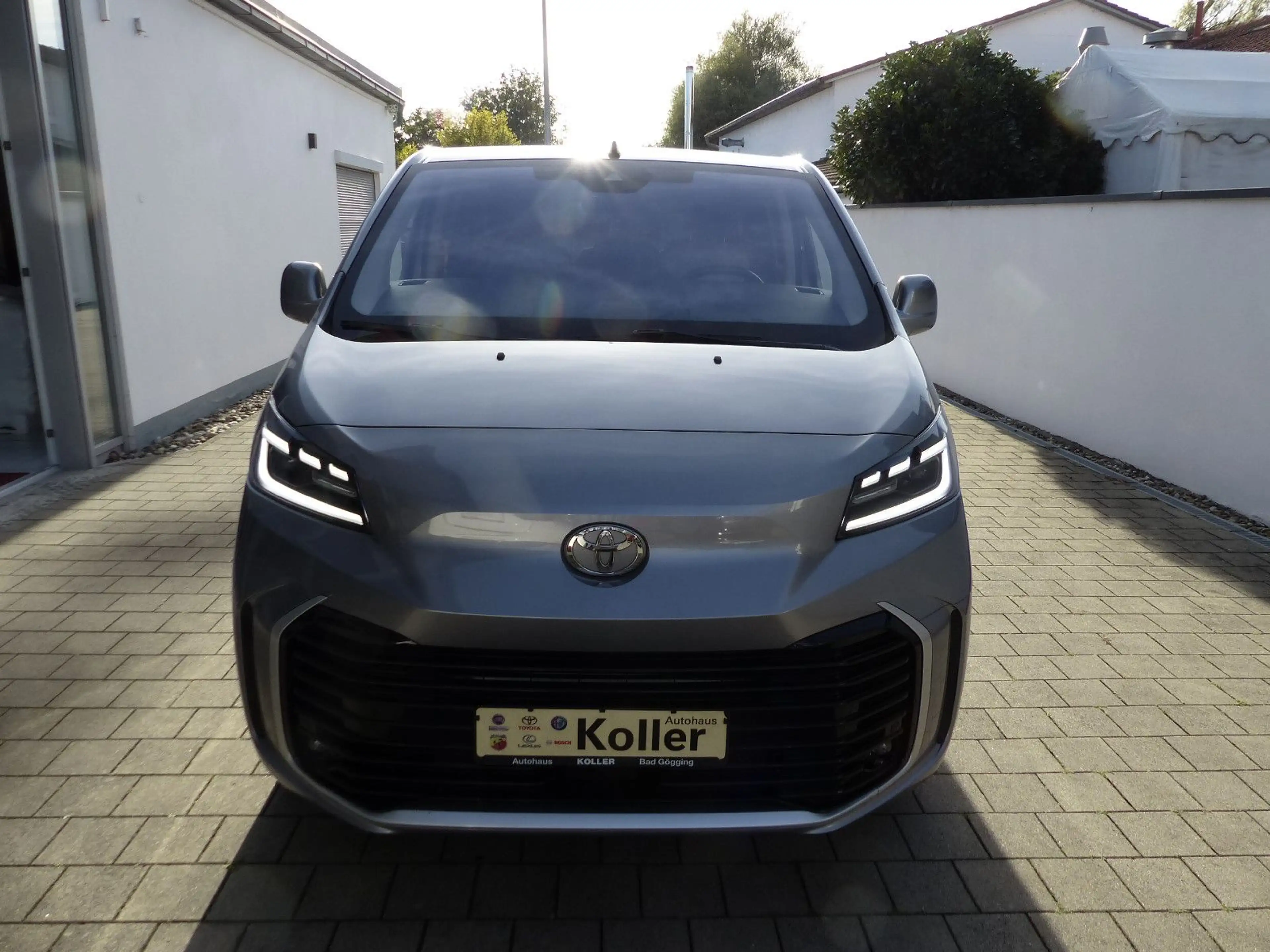 Toyota Proace Verso 2.0D Autom. L2 Navi 8-Si. 2xSchiebe — photo 5