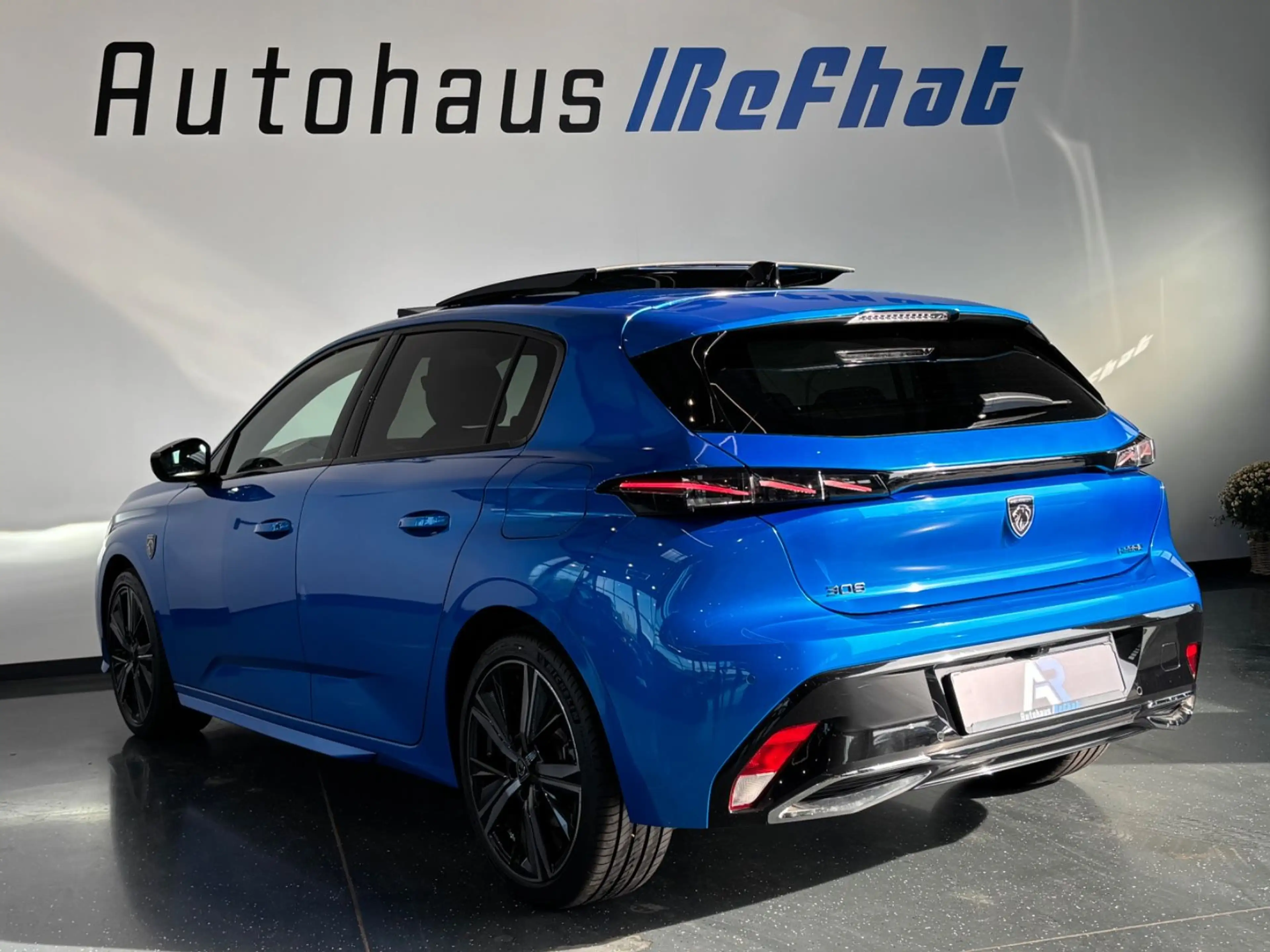 Peugeot 308 Hybrid 225 GT Pack*PANO*MEMORY*ACC*LEDER*DIG — photo 10