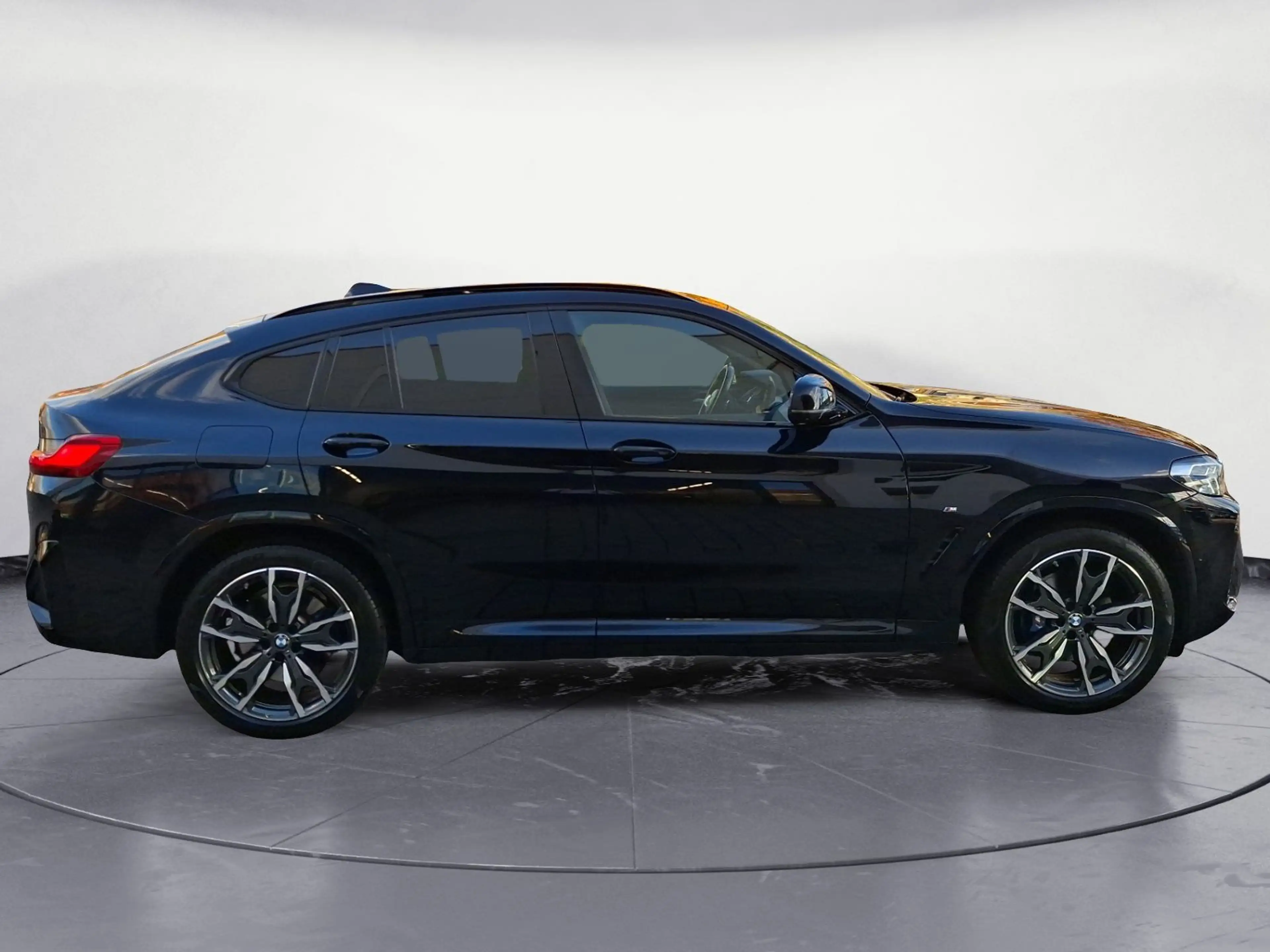 BMW X4 M i — photo 7