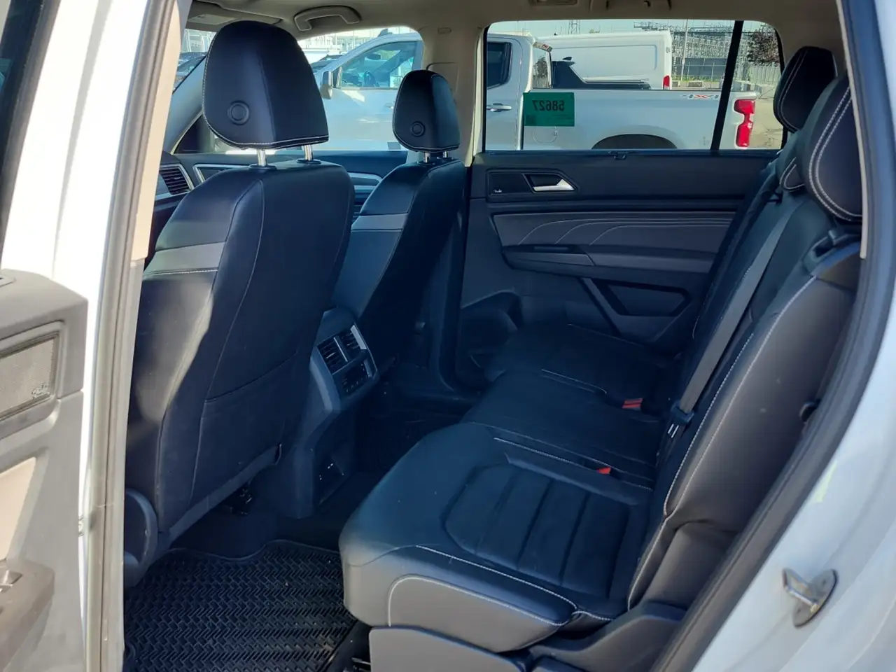 Volkswagen Atlas снимка Volkswagen Atlas