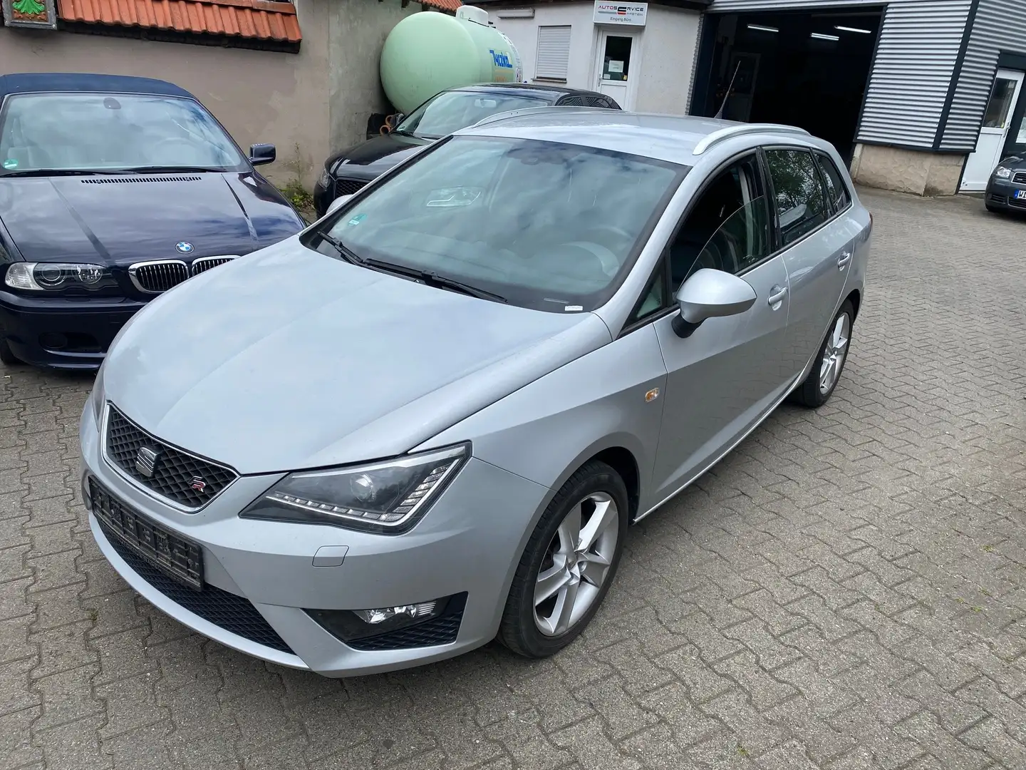 SEAT Ibiza ST 1.4 TSI DSG FR Leder Xenon PDC Scheckhft u-frei Silber - 2