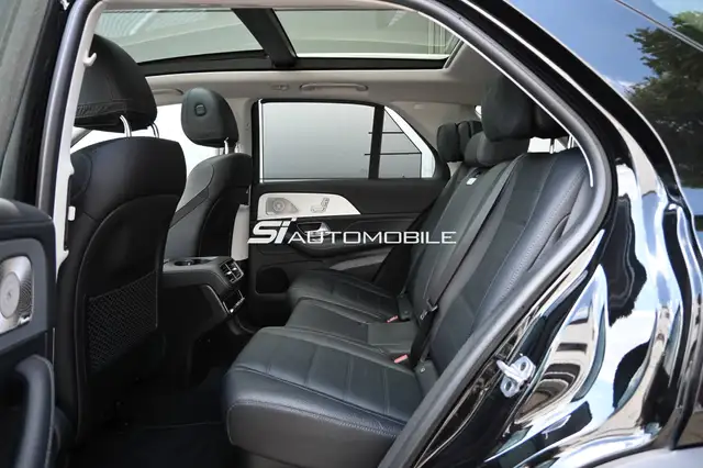Mercedes-Benz Gle view 13