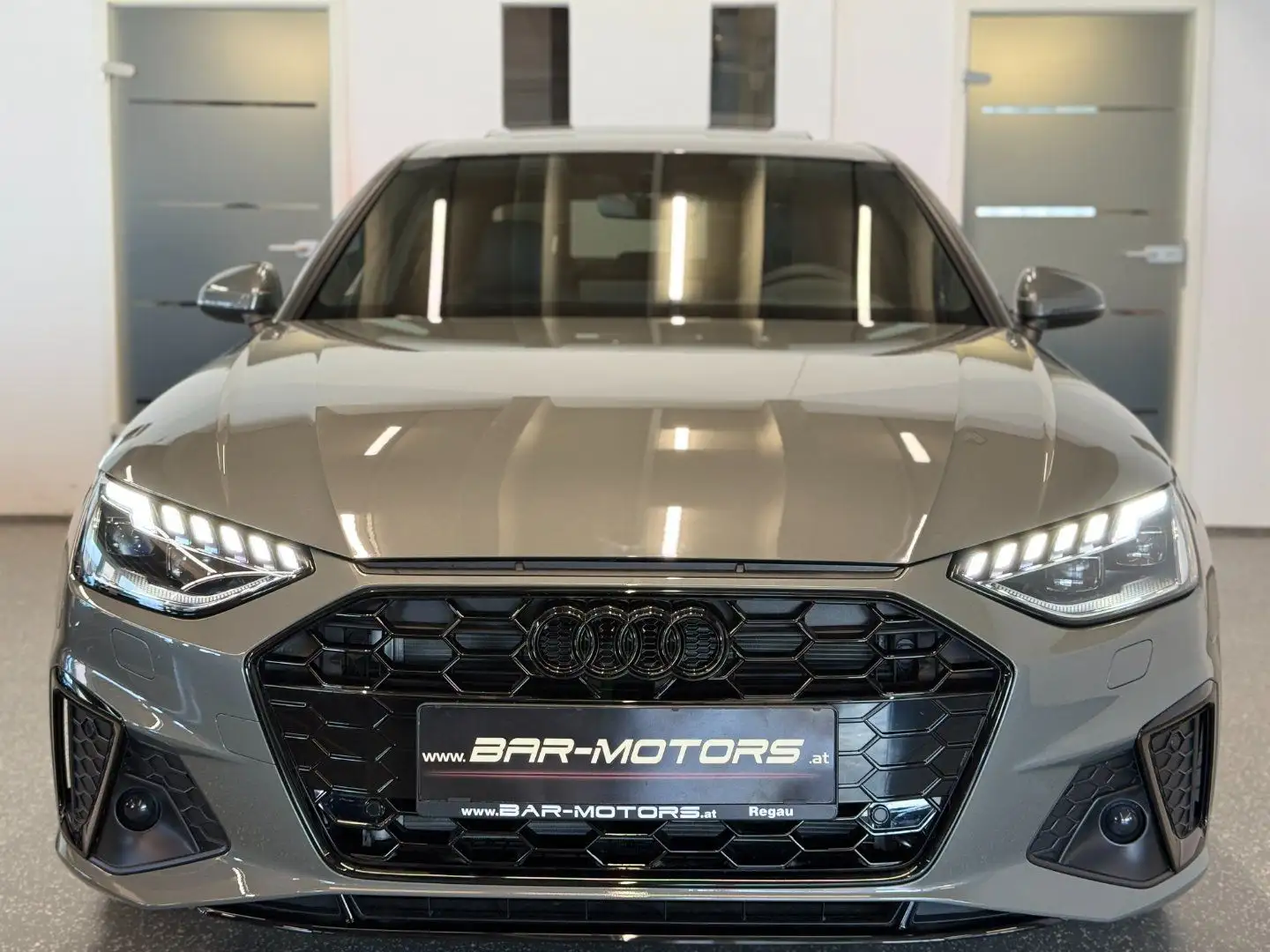 Audi A4 40 2.0 TDI S-LINE*MATRIX*VIRTUAL*MASSAGE*RS-SITZE Grau - 2
