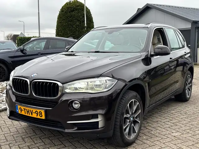 BMW X5 sDrive25d High Exe 2014 Panodak Comfortzetels