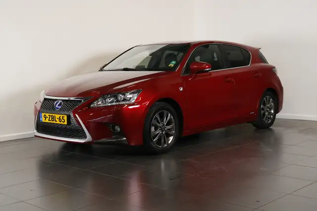 Lexus CT 200h F Sport Line | Stoelverwarming | LED koplampen |