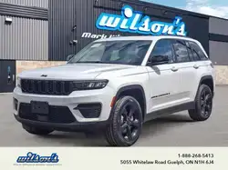 2024 Jeep Grand Cherokee Altitude 4X4 | Tow Pkg | Sunroof | Leatherette/Sue