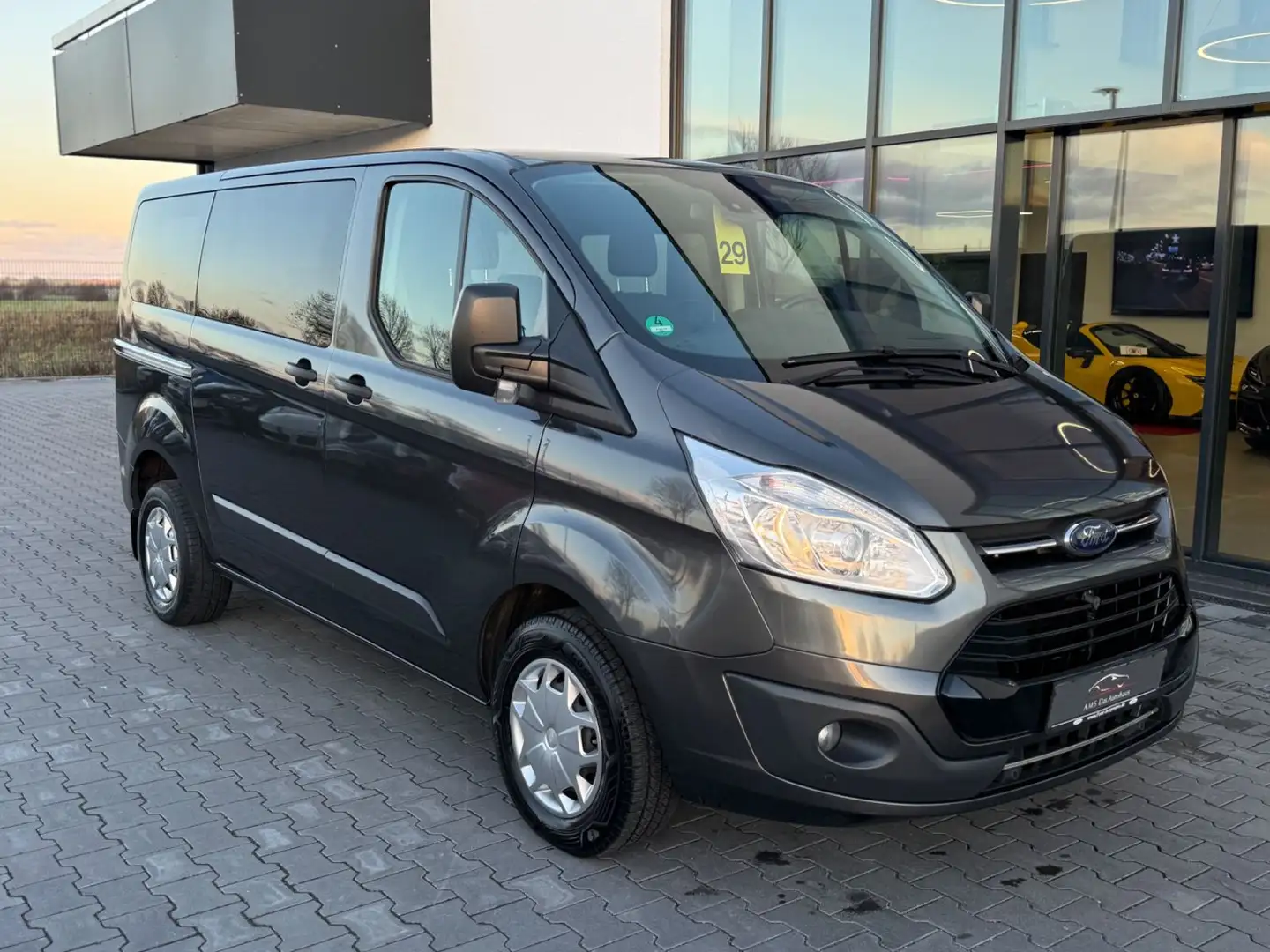 Ford Transit Custom 2.0 TDCI Navi 8-Sitzer Standheiz. Grau - 2