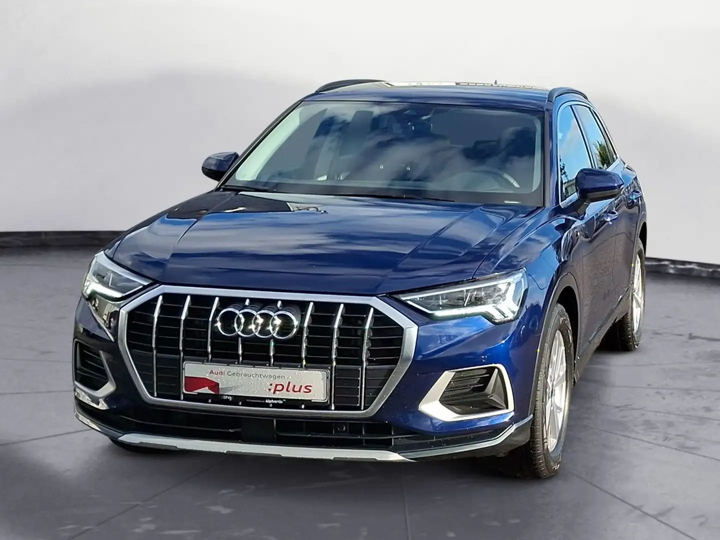 Audi Q3 35TFSI S tronic advanced LED Glanz Komfort Na Blau - 2