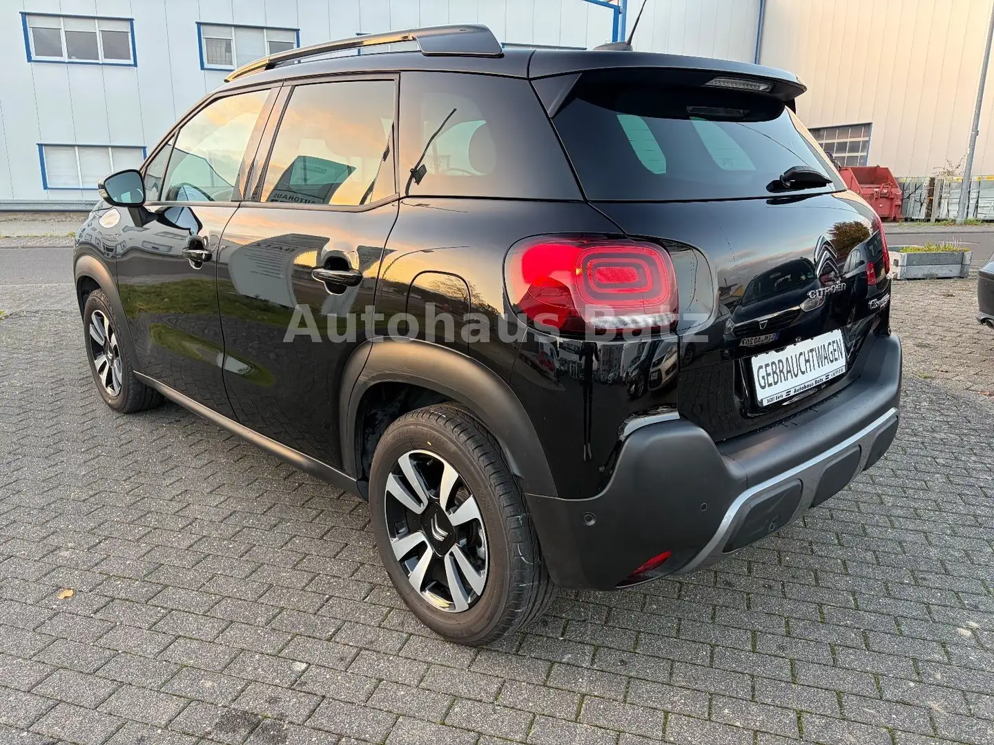 Citroen C3 Aircross Shine Kamera*SHZ*Leder*Garantie Schwarz - 2