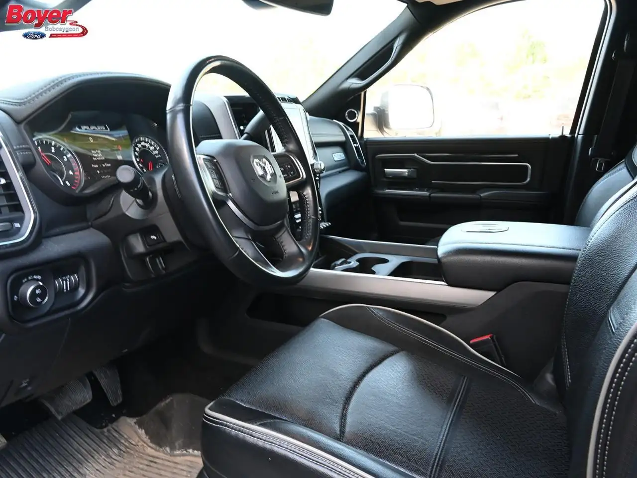 RAM 2500 снимка RAM 2500