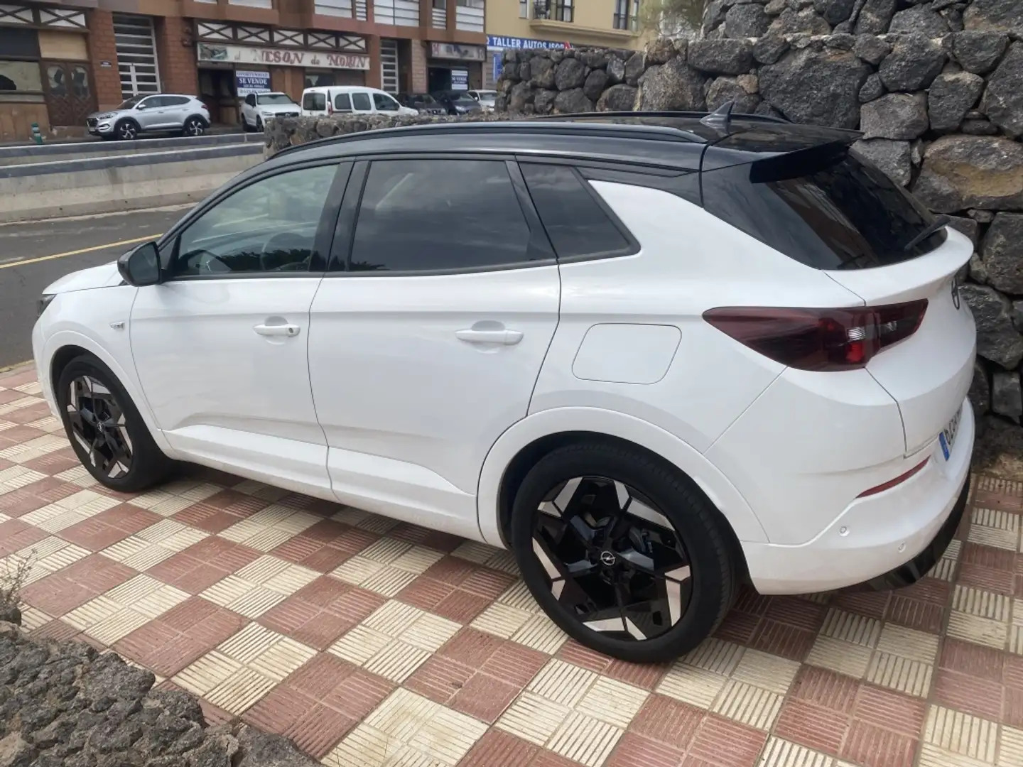 Opel Grandland PHEV 1.6 Turbo Ultimate Aut. 4x4 300 Blanco - 2
