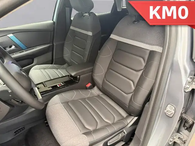 Citroen C4 view 10