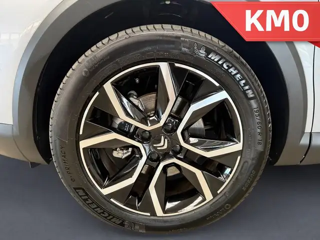 Citroen C4 view 9