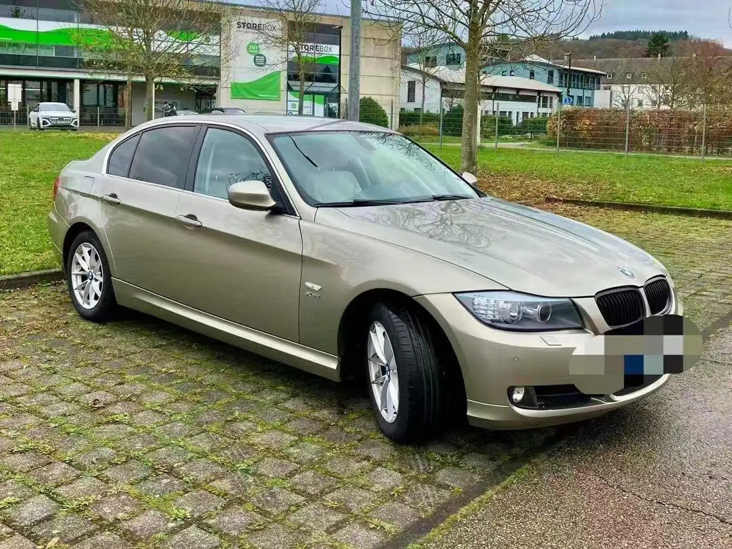 BMW 325 325i xDrive Aut. Sonder- Edition "Berline" Gold - 1