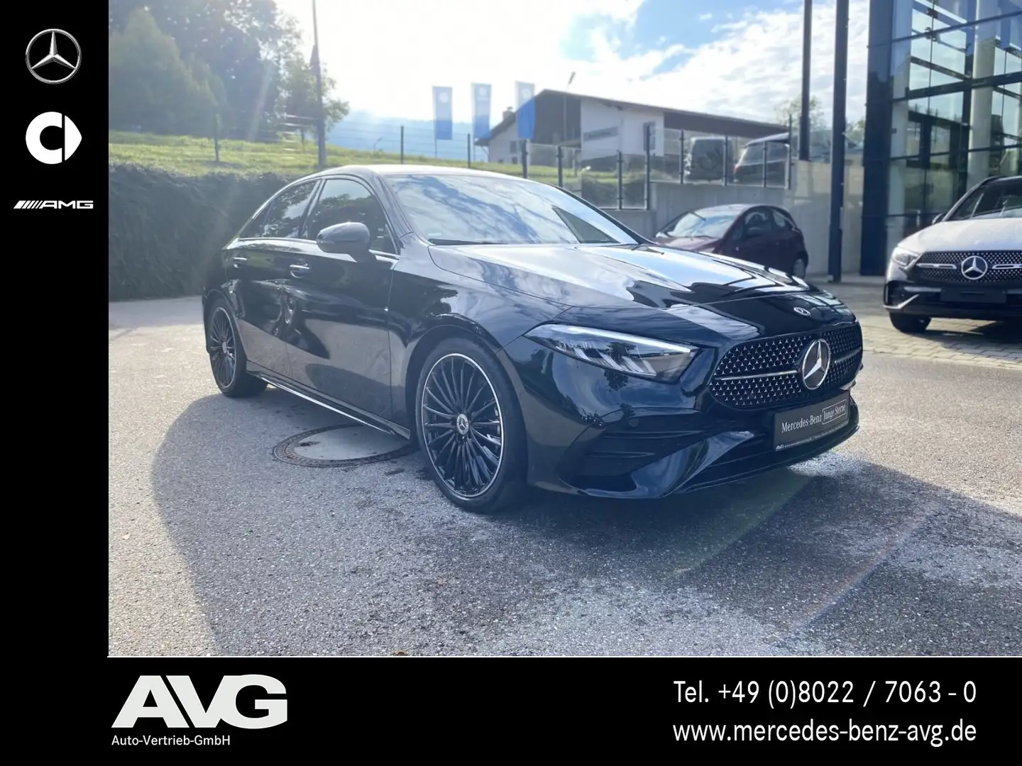 Mercedes-Benz A 220 A 220 d Lim AMG-Adv. Night 19" MBUX Kamera Ambi Schwarz - 2
