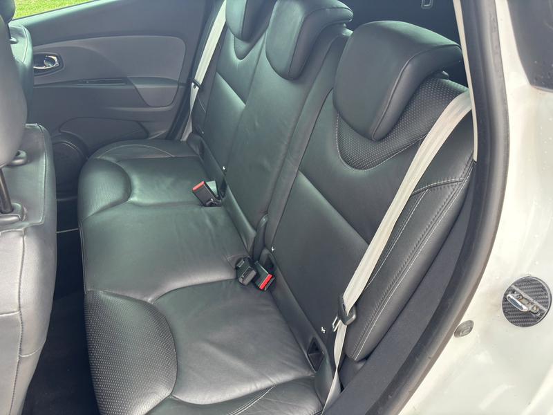 Renault Clio 1.2 GT RS — photo 11
