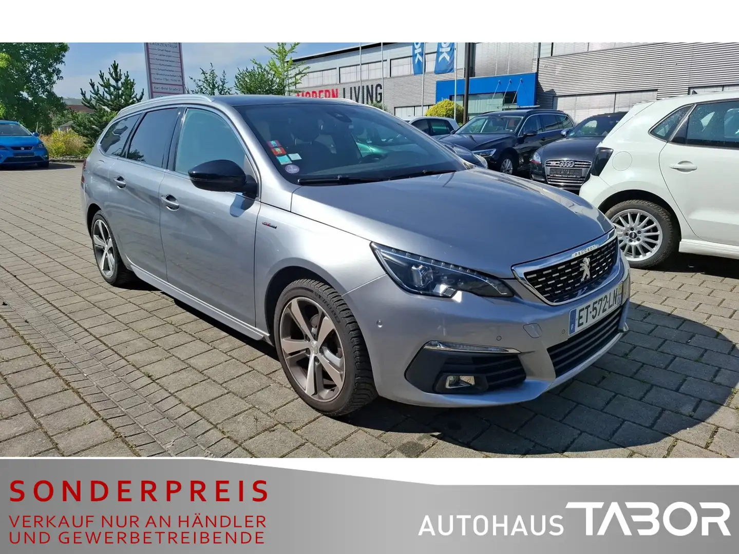 Peugeot 308 SW 1.2 PT 130 Aut. Allure Pano LED Nav AHK Grau - 2