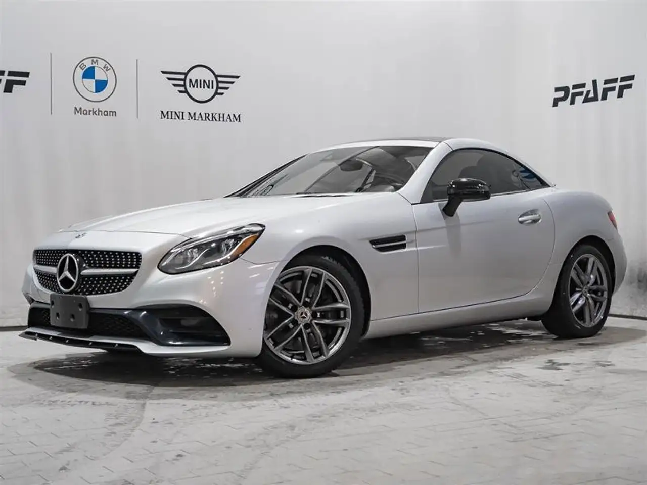 Mercedes-Benz SLC снимка Mercedes-Benz SLC