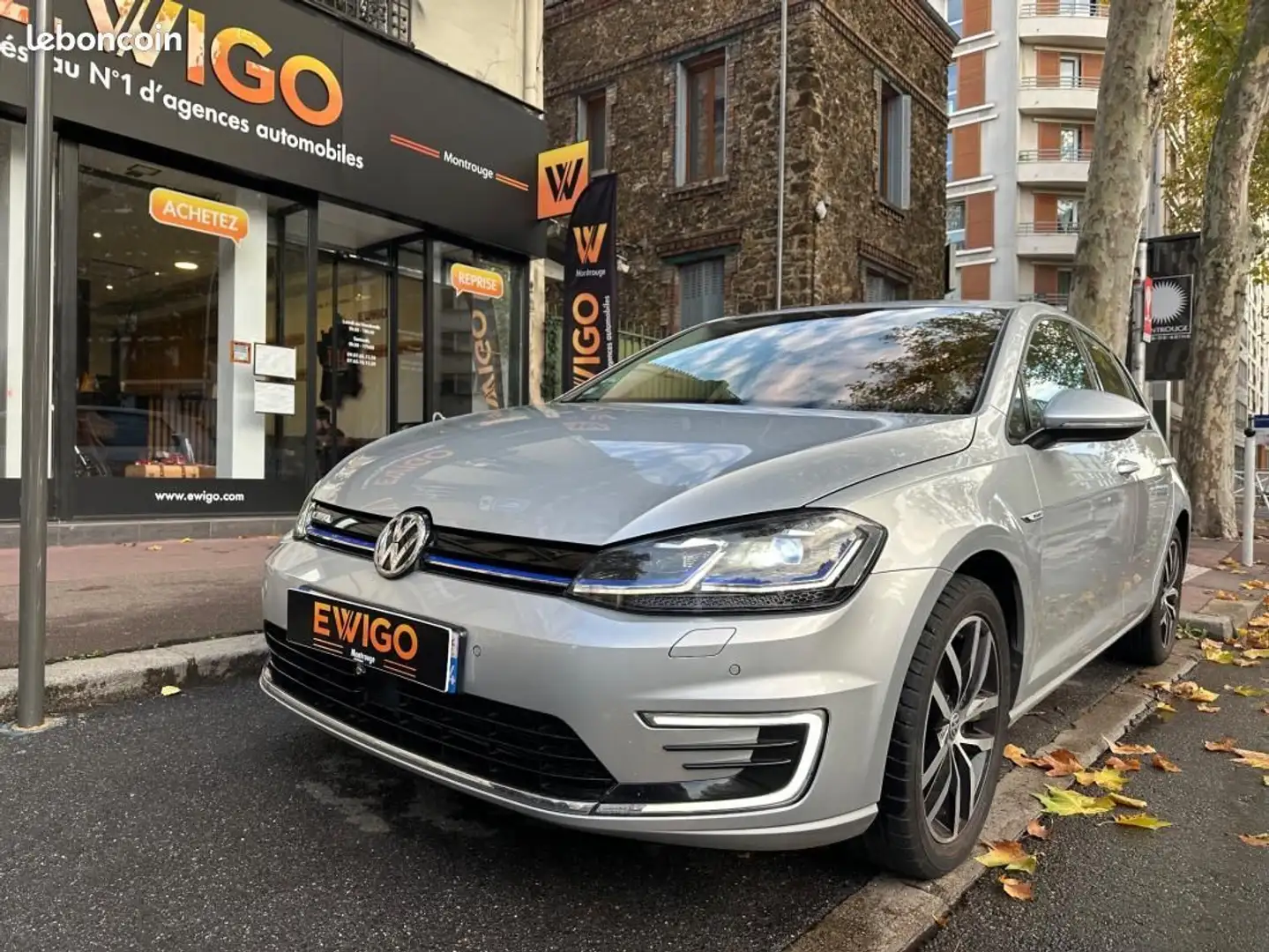 Volkswagen Golf ELECTRIC 135 35.8KWH BVA Gris - 1